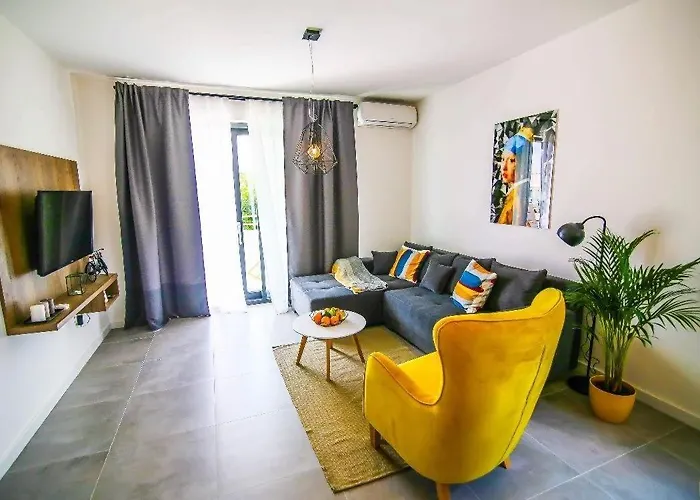 Apartment By The Sea Nin, Zadar - 16428